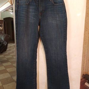 Demi Curve Classic Bootcut Size 14/32